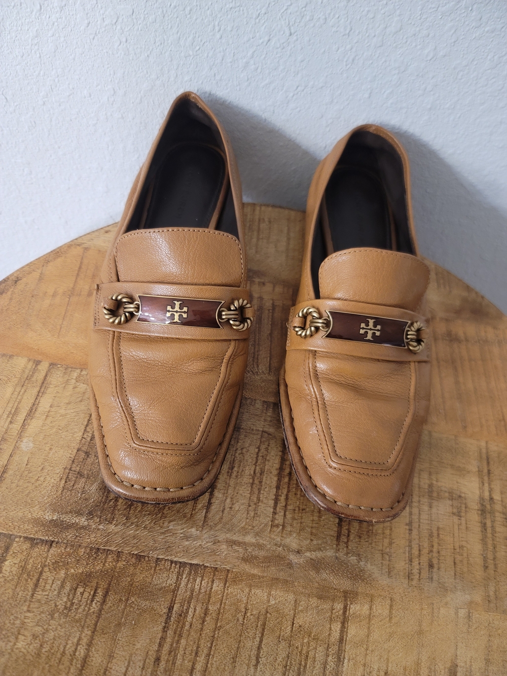 Tory Burch Tan Leather Loafers with Gold Accent